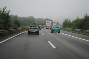濃霧の安全な運転方法